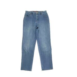 Gloria Vanderbilt Amanda Straight Leg Women's size 8 Medium Wash Blue Denim jean